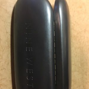 Hard eye glasses case